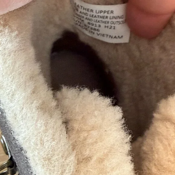 MINT & UNWORN Tory Burch Women's Size 6.5 Miller Lug Sole Ankle Boots - Picture 5 of 14